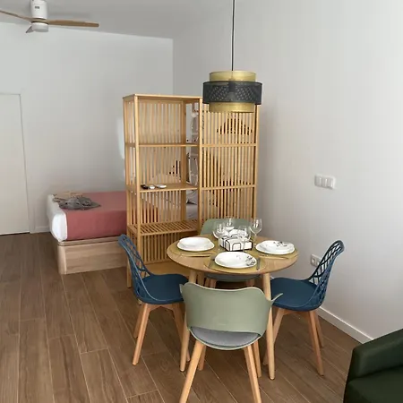 Park Flats By Vivogc Apartment